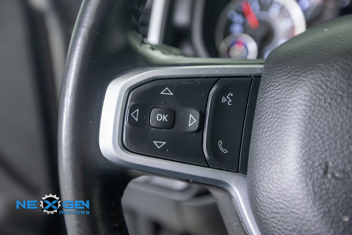 Used 2024 RAM 2500 Big Horn w/ Night Edition AWD/4WD image 15