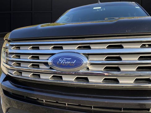 Used 2019 Ford Expedition Limited image 49