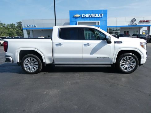 Certified 2021 GMC Sierra 1500 Denali w/ Denali Ultimate Package AWD/4WD image 4