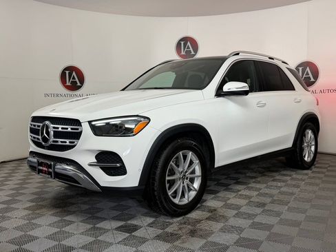 Used 2024 Mercedes-Benz GLE 350 4MATIC w/ 3rd Row Seat Package image 3