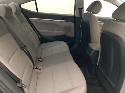 Used 2020 Hyundai Elantra SE w/ Cargo Package (C1) FWD image 19