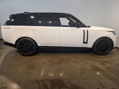 New 2026 Land Rover Range Rover Long Wheelbase SE AWD/4WD image 6