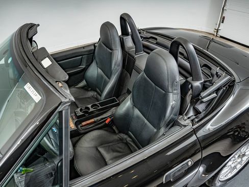 Used 2001 BMW Z3 2.5i RWD image 20