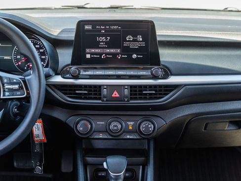 Used 2024 Kia Forte LX image 28