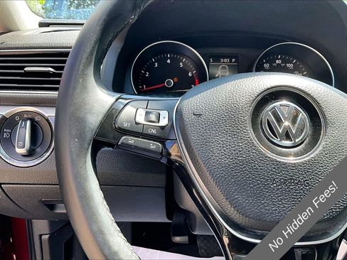 Used 2016 Volkswagen Passat 1.8T SE w/ Lighting Package (P06) FWD image 16