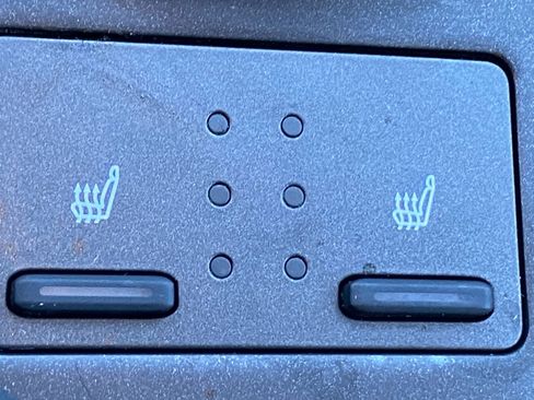 Used 2022 Toyota Camry XSE image 20