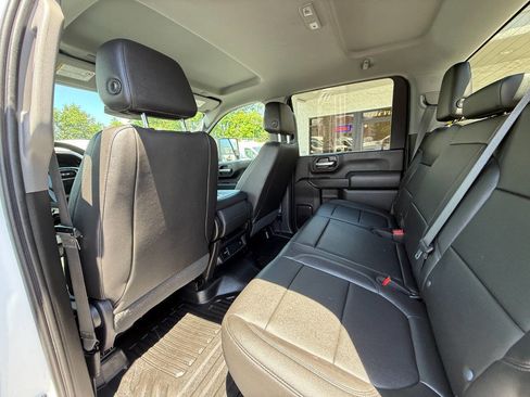 Used 2020 GMC Sierra 2500 2WD Crew Cab w/ Convenience Package image 8