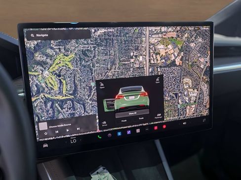 Used 2023 Tesla Model X AWD/4WD image 15
