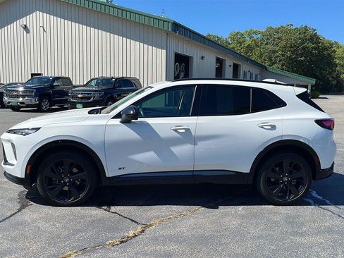 Used 2025 Buick Envision Sport Touring AWD/4WD image 4