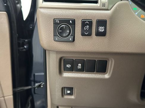 Used 2018 Lexus GX 460 Premium AWD/4WD image 29