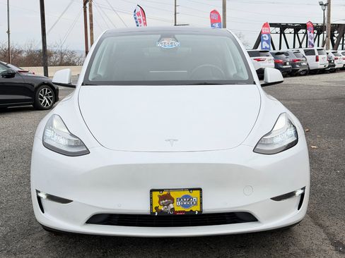 Used 2022 Tesla Model Y Long Range image 94