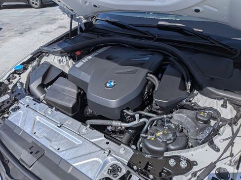 Used 2025 BMW 330i Sedan w/ Convenience Package RWD image 25