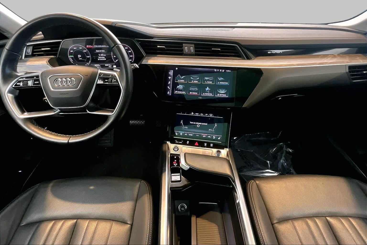 Used 2024 Audi Q8 e-tron Premium Plus w/ Premium Plus Package AWD/4WD image 14