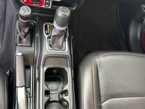 Used 2021 Jeep Gladiator Rubicon image 15