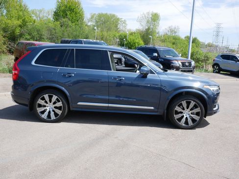 Used 2022 Volvo XC90 T8 Inscription AWD/4WD image 8