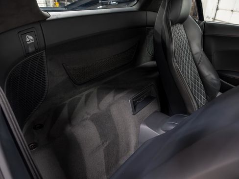 Used 2017 Audi R8 V10 plus w/ Full Leather Package image 78