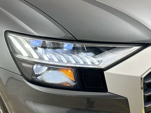 Used 2021 Audi SQ8 Prestige w/ Prestige Package AWD/4WD image 9