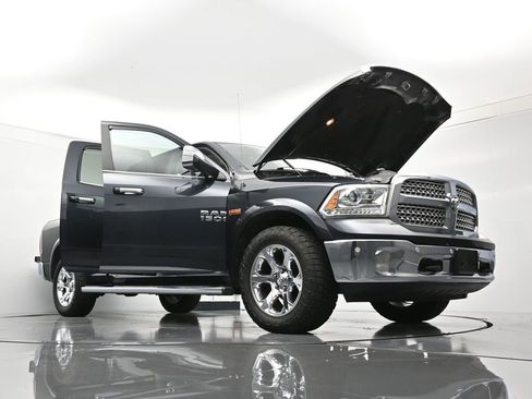 Used 2017 RAM 1500 Laramie w/ Convenience Group image 50