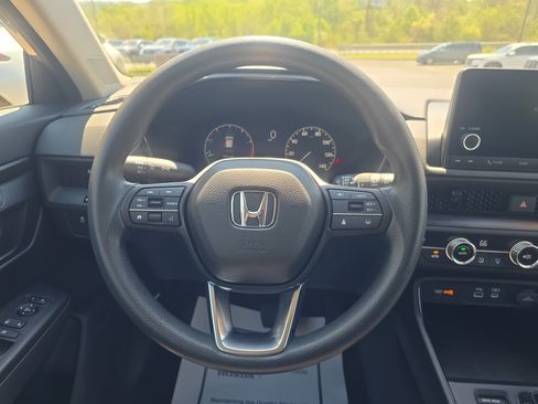 Used 2023 Honda CR-V EX image 19