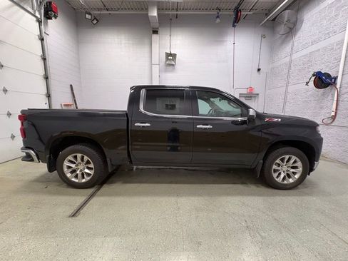Used 2019 Chevrolet Silverado 1500 LTZ w/ LTZ Plus Package AWD/4WD image 3