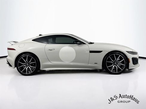 Used 2024 Jaguar F-TYPE R AWD/4WD image 8
