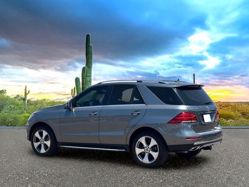 Used 2017 Mercedes-Benz GLE 350 image 4