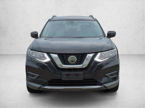 Used 2019 Nissan Rogue SV AWD/4WD image 2