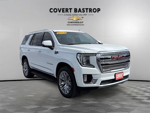 Used 2022 GMC Yukon SLT w/ SLT Premium Package image 7