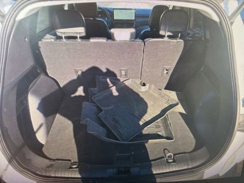 Used 2023 Ford Escape Platinum image 10