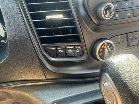 Used 2023 Ford Transit 250 Medium Roof w/ Load Area Protection Package RWD image 14