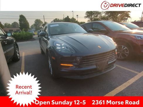 Used 2021 Porsche Macan AWD/4WD image 1