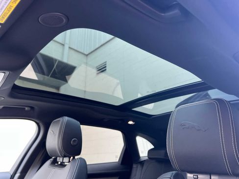 Used 2025 Jaguar F-PACE R-Dynamic S image 14