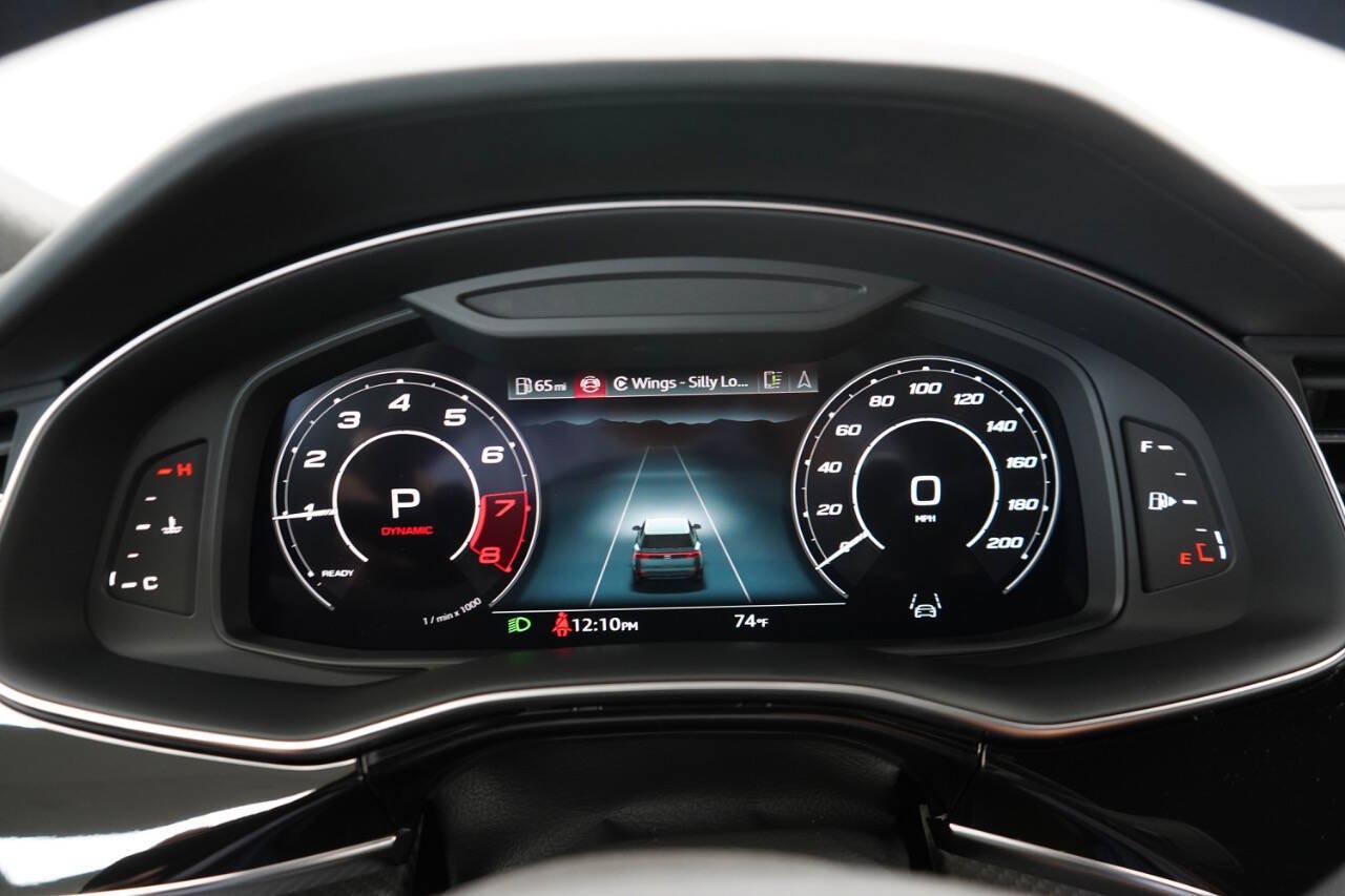 Used 2026 Audi RS Q8 performance AWD/4WD image 83