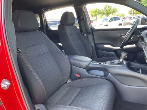 Certified 2025 Honda HR-V Sport image 26