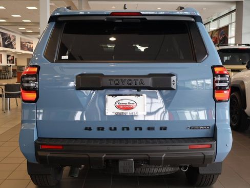 Used 2026 Toyota 4Runner TRD Off-Road Premium AWD/4WD image 3