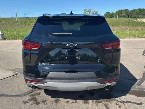 Used 2024 Chevrolet Blazer LT w/ Convenience Package AWD/4WD image 4