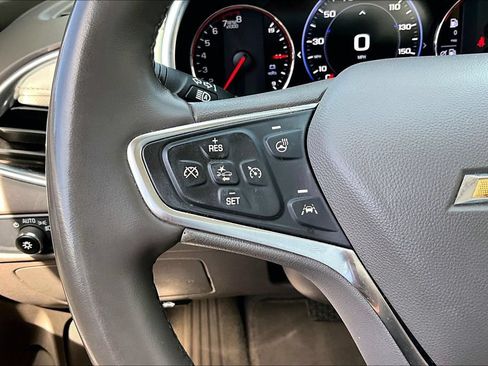 Used 2024 Chevrolet Malibu LT FWD image 11