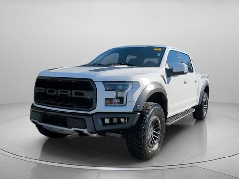 Certified 2019 Ford F150 Raptor w/ Equipment Group 802A Luxury image 10