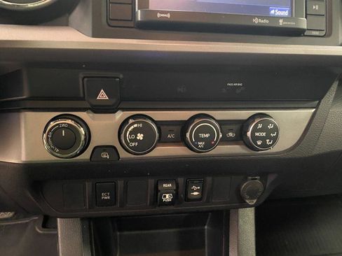 Used 2019 Toyota Tacoma SR5 image 4