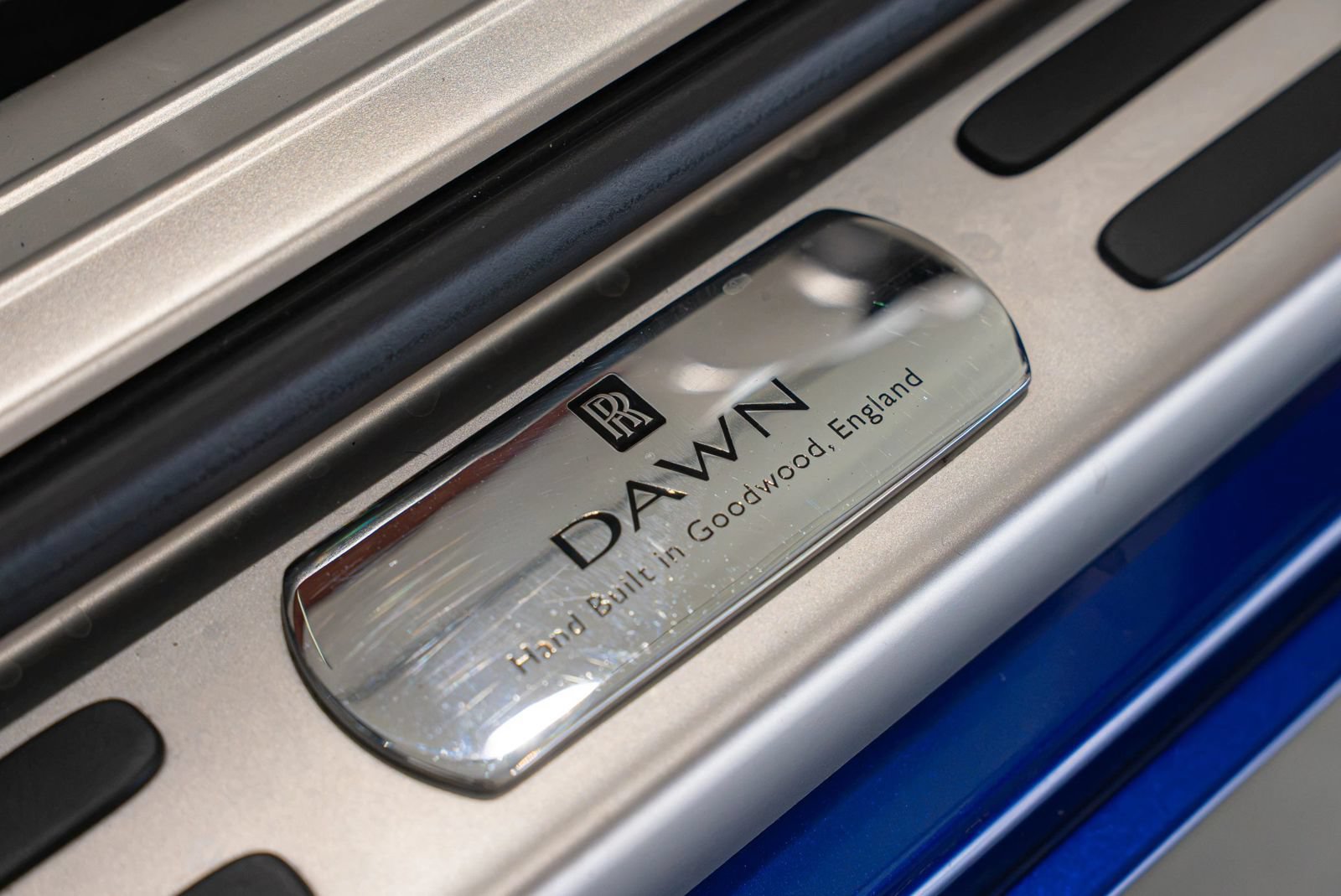 Used 2017 Rolls-Royce Dawn RWD image 27