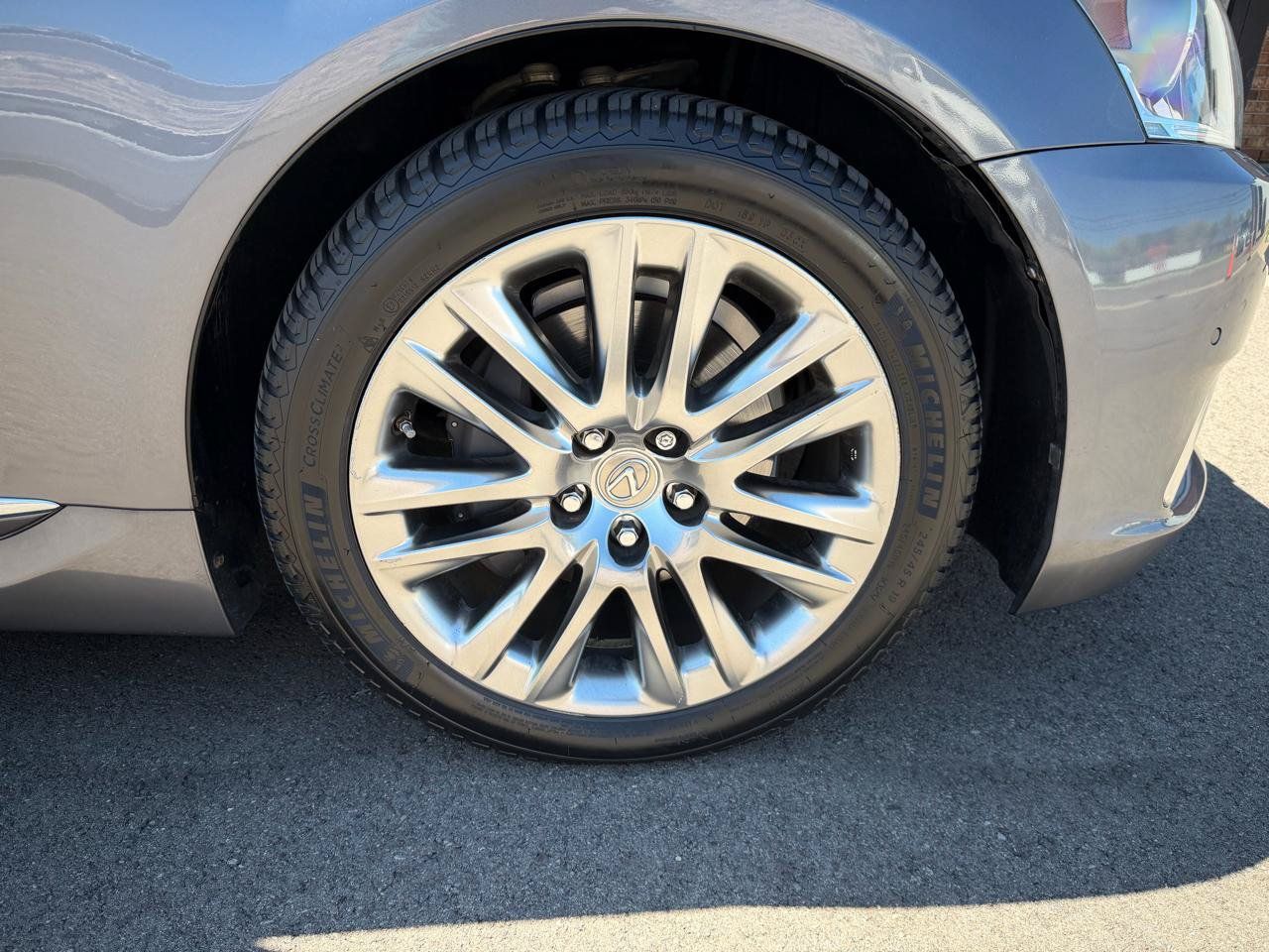 Used 2016 Lexus LS 460 w/ Comfort Package RWD image 14