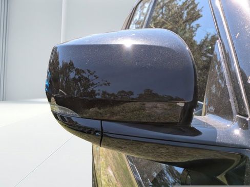 New 2025 Jeep Grand Cherokee L Altitude image 10