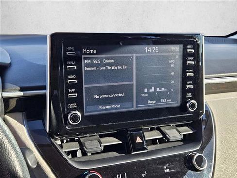 Used 2020 Toyota Corolla LE image 12