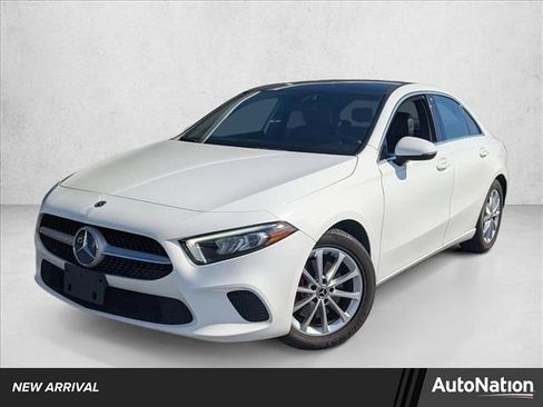 Used 2019 Mercedes-Benz A 220 image 1