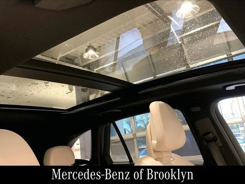 Used 2026 Mercedes-Benz GLC 300 4MATIC image 16