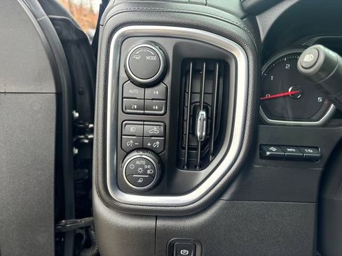 Certified 2020 Chevrolet Silverado 2500 LTZ w/ LTZ Premium Package AWD/4WD image 20