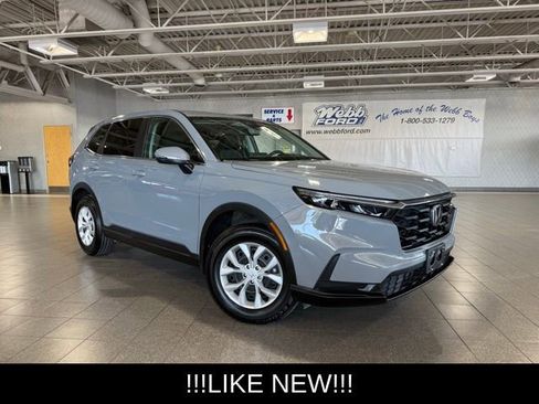 Used 2025 Honda CR-V LX image 2