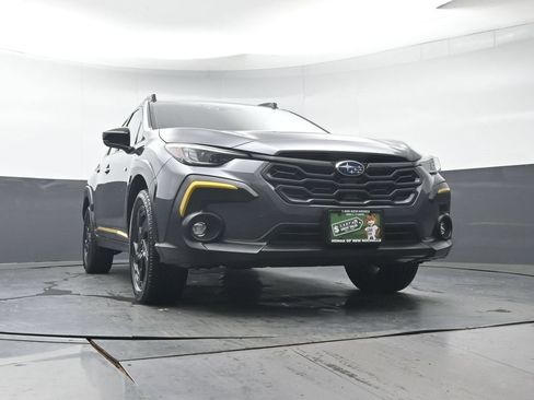 Used 2024 Subaru Crosstrek 2.5i Sport w/ Crosstrek Mirror Package AWD/4WD image 32
