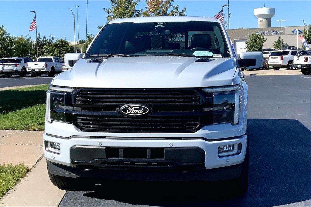 Used 2025 Ford F150 Platinum w/ Equipment Group 702A High AWD/4WD image 7