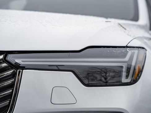 New 2026 Volvo XC90 B6 Ultra w/ Protection Package image 12